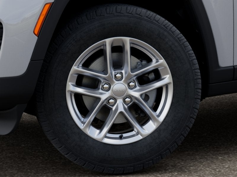 2025 Jeep Grand Cherokee GRAND CHEROKEE LAREDO X 4X2