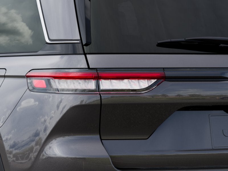 2025 Jeep Grand Cherokee GRAND CHEROKEE LAREDO X 4X2