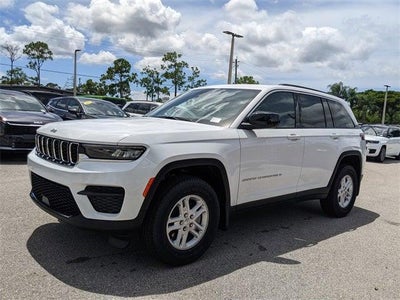 2025 Jeep Grand Cherokee GRAND CHEROKEE LAREDO 4X2