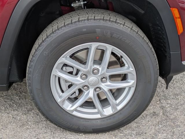 2026 Jeep Grand Cherokee GRAND CHEROKEE LAREDO X 4X2
