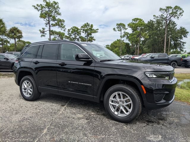 2025 Jeep Grand Cherokee GRAND CHEROKEE LAREDO X 4X2