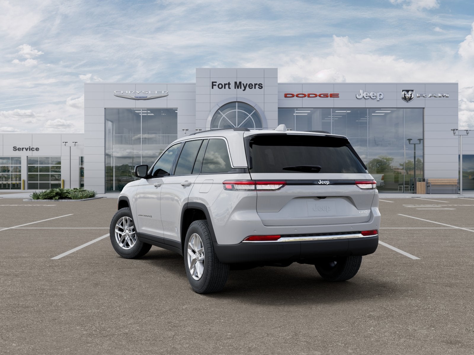 2026 Jeep Grand Cherokee GRAND CHEROKEE LAREDO 4X2