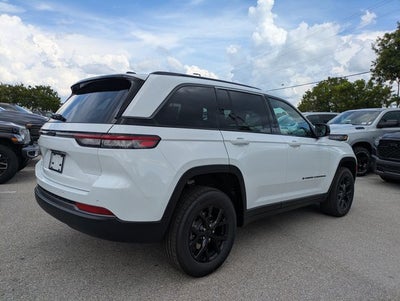 2026 Jeep Grand Cherokee GRAND CHEROKEE LAREDO ALTITUDE 4X2