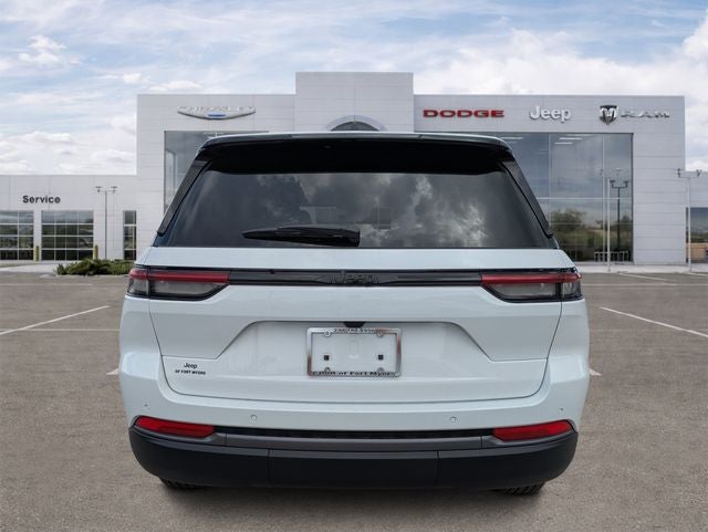 2026 Jeep Grand Cherokee GRAND CHEROKEE LAREDO ALTITUDE 4X2