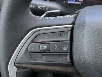 2027 Jeep Grand Cherokee Laredo Altitude
