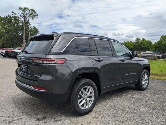 2025 Jeep Grand Cherokee GRAND CHEROKEE LAREDO X 4X4