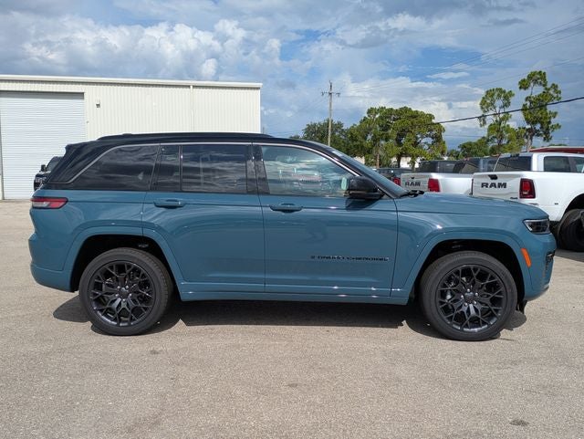 2026 Jeep Grand Cherokee GRAND CHEROKEE SUMMIT 4X4