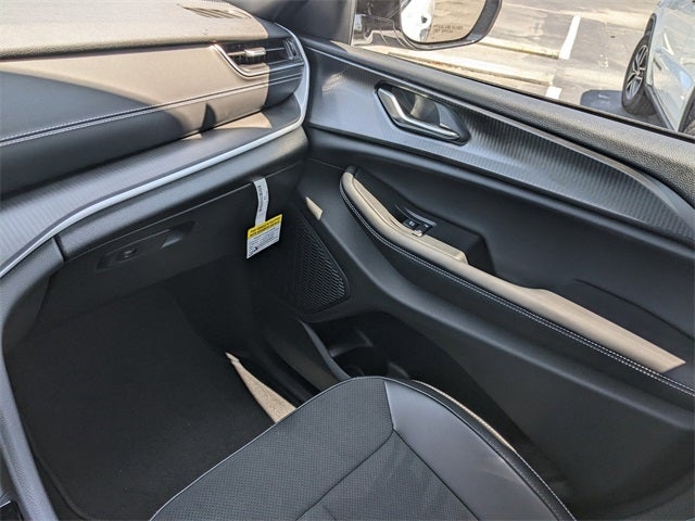 2025 Jeep Grand Cherokee GRAND CHEROKEE L ALTITUDE X 4X2