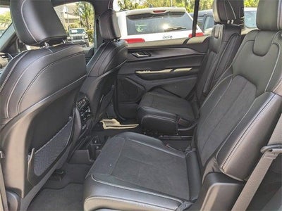 2025 Jeep Grand Cherokee GRAND CHEROKEE L ALTITUDE X 4X2