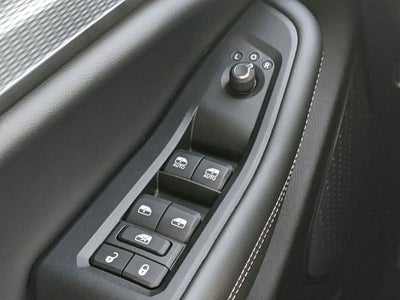 2025 Jeep Grand Cherokee GRAND CHEROKEE L LAREDO X 4X2