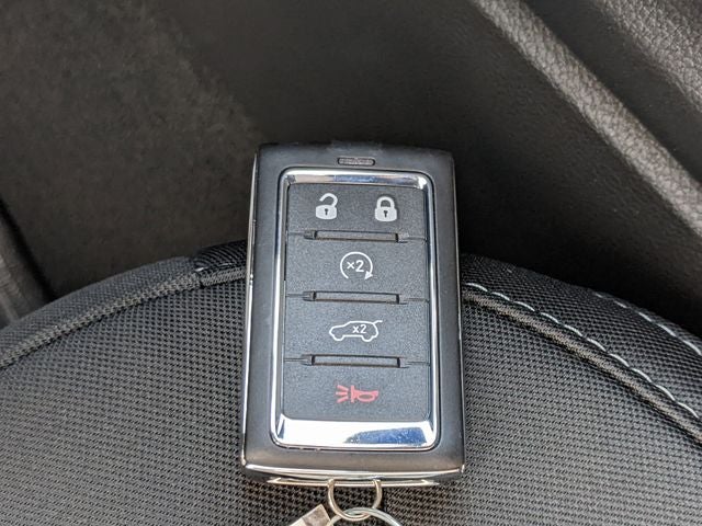 2025 Jeep Grand Cherokee GRAND CHEROKEE L LAREDO X 4X2