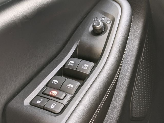 2025 Jeep Grand Cherokee GRAND CHEROKEE L LAREDO X 4X2