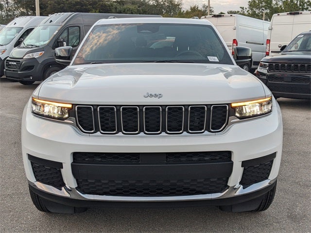 2025 Jeep Grand Cherokee GRAND CHEROKEE L LAREDO X 4X2