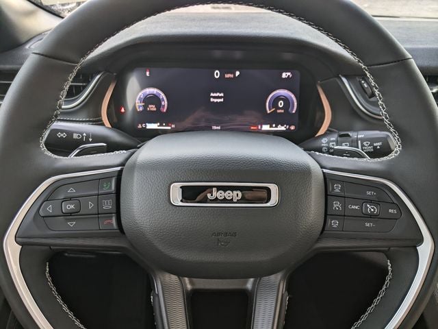 2026 Jeep Grand Cherokee GRAND CHEROKEE L LAREDO X 4X2