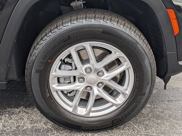 2025 Jeep Grand Cherokee GRAND CHEROKEE L LAREDO X 4X2