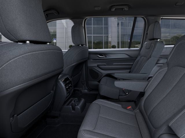 2026 Jeep Grand Cherokee GRAND CHEROKEE L LAREDO X 4X2