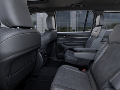 2027 Jeep Grand Cherokee GRAND CHEROKEE L LAREDO ALTITUDE 4X2