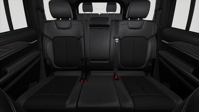 2027 Jeep Grand Cherokee GRAND CHEROKEE L LAREDO ALTITUDE 4X2