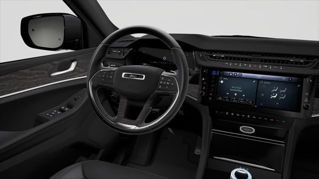 2027 Jeep Grand Cherokee GRAND CHEROKEE L LAREDO ALTITUDE 4X2