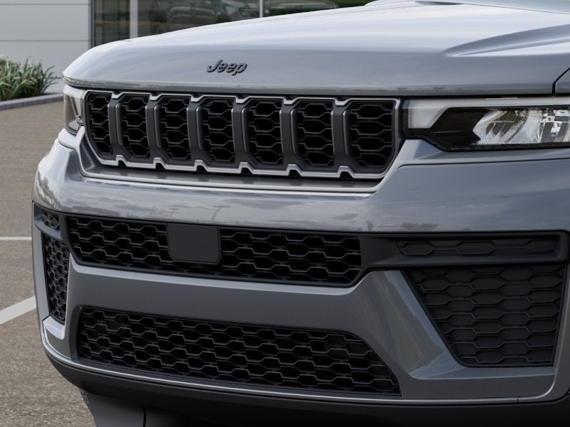 2027 Jeep Grand Cherokee GRAND CHEROKEE L LAREDO ALTITUDE 4X2