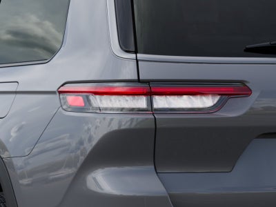 2027 Jeep Grand Cherokee GRAND CHEROKEE L LAREDO ALTITUDE 4X2