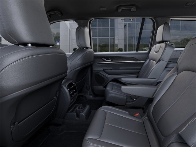 2025 Jeep Grand Cherokee GRAND CHEROKEE L LIMITED 4X2