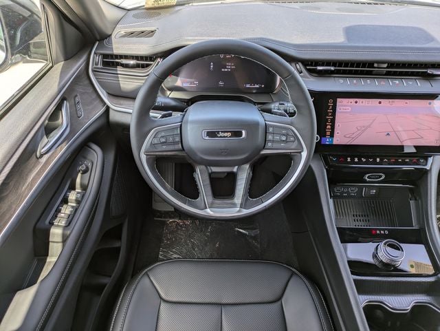 2026 Jeep Grand Cherokee GRAND CHEROKEE L LIMITED 4X2