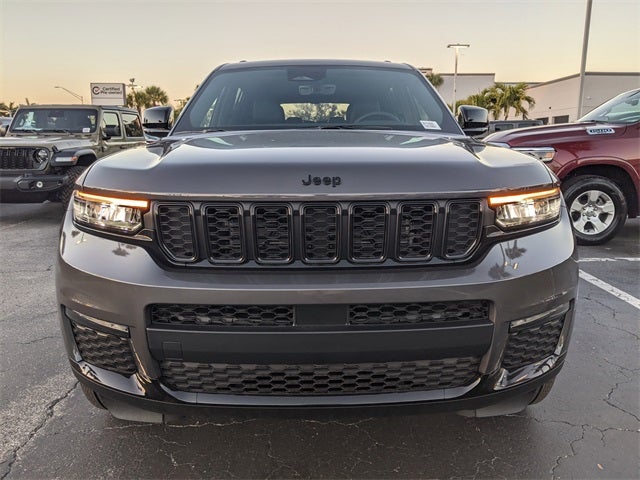 2025 Jeep Grand Cherokee GRAND CHEROKEE L LIMITED 4X4