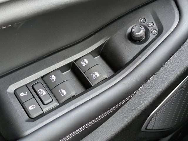 2026 Jeep Grand Cherokee GRAND CHEROKEE L LIMITED RESERVE 4X4