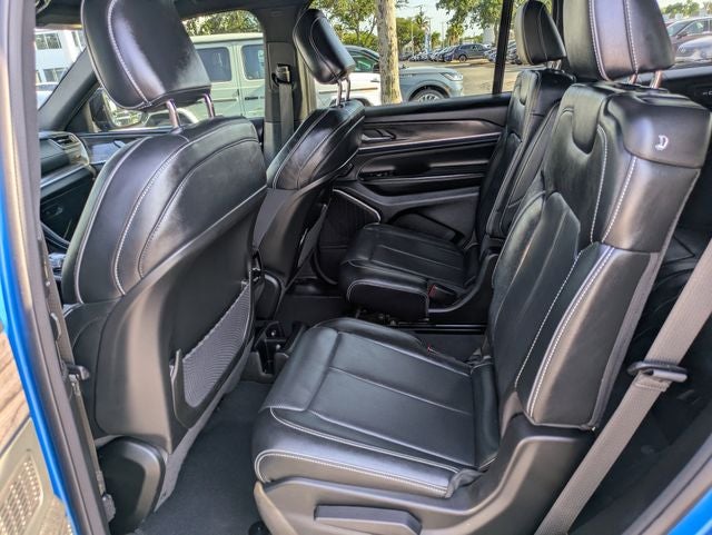 2023 Jeep Grand Cherokee L Overland 4x4