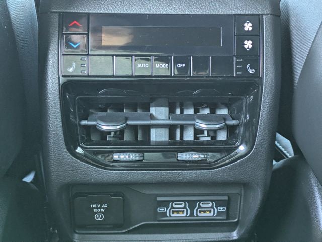 2023 Jeep Grand Cherokee L Overland 4x4