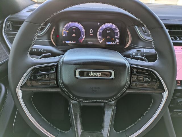 2023 Jeep Grand Cherokee L Overland 4x4