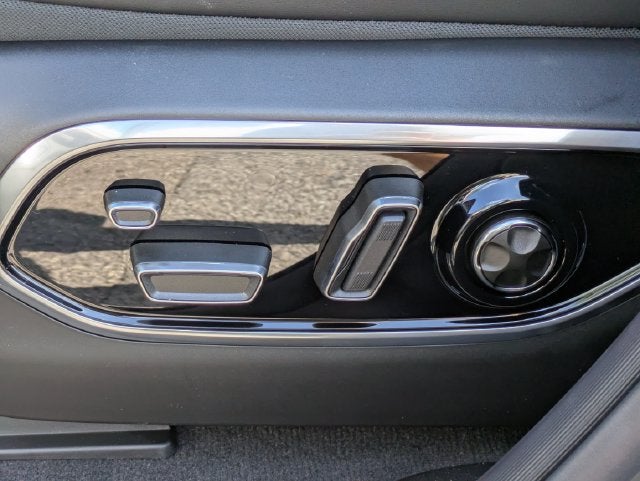 2027 Jeep Grand Cherokee Summit
