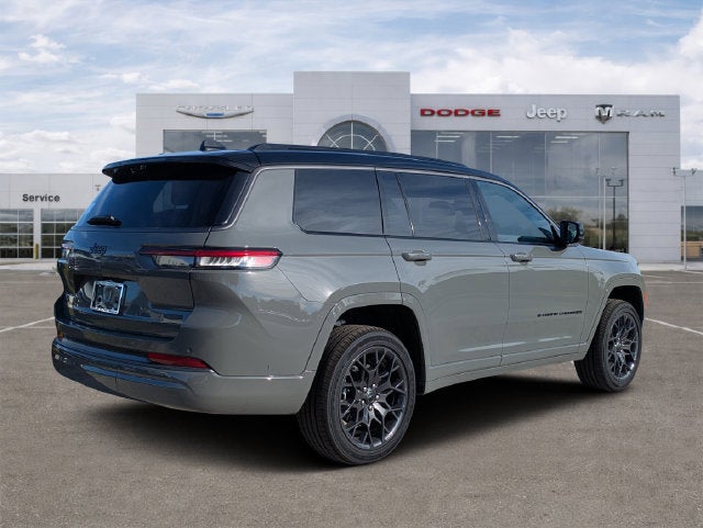 2027 Jeep Grand Cherokee Summit