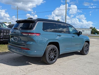 2027 Jeep Grand Cherokee Summit