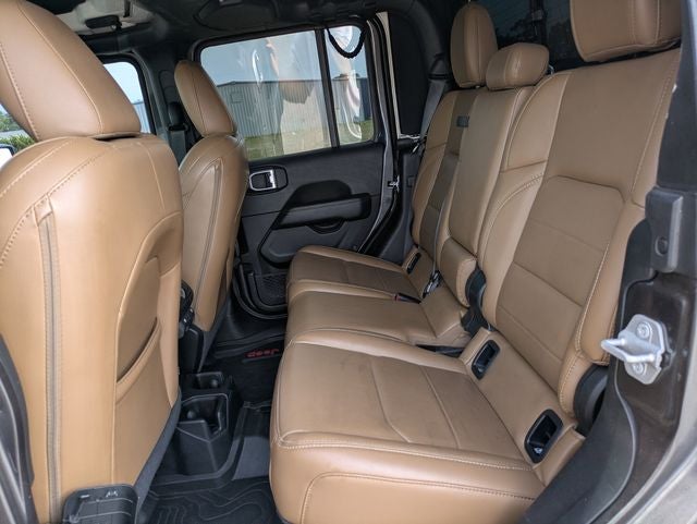 2020 Jeep Gladiator Overland 4x4
