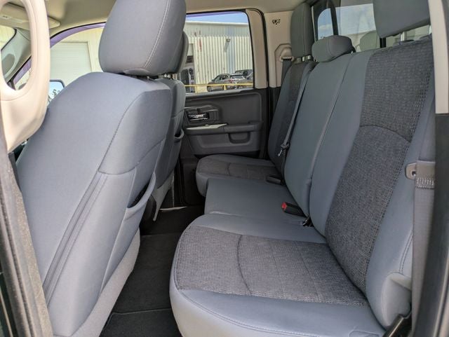2017 RAM 1500 Big Horn Quad Cab 4x4 6'4' Box