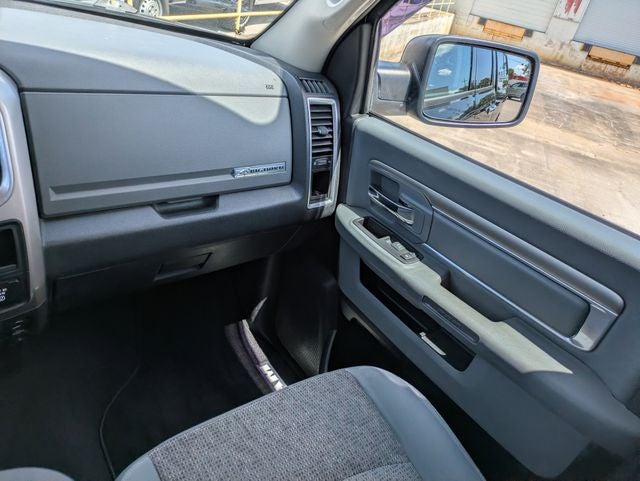 2017 RAM 1500 Big Horn Quad Cab 4x4 6'4' Box
