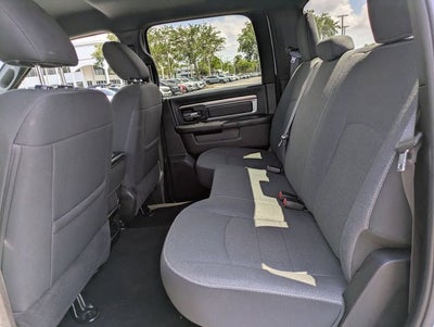 2024 RAM 1500 Classic Warlock Crew Cab 4x4 5'7' Box