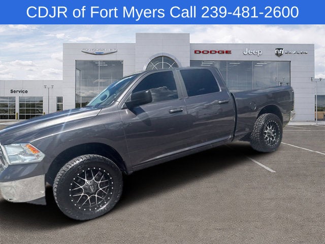 2019 RAM 1500 Classic SLT Crew Cab 4x4 6'4' Box