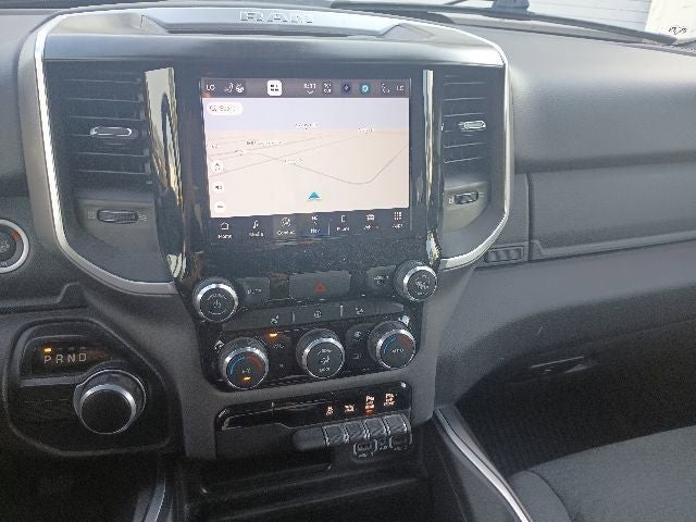 2022 RAM 1500 Big Horn Quad Cab 4x2 6'4' Box