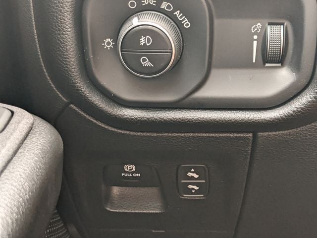 2026 RAM Ram 1500 RAM 1500 LONE STAR CREW CAB 4X2 5'7' BOX