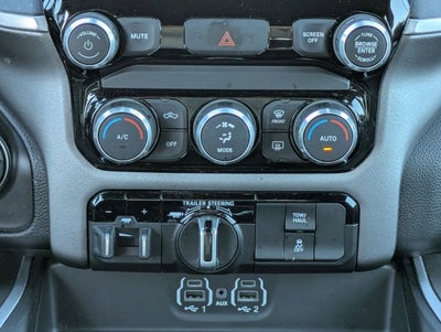 2022 RAM 1500 Big Horn Crew Cab 4x2 5'7' Box