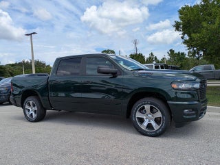 2026 RAM Ram 1500 RAM 1500 EXPRESS CREW CAB 4X2 5'7' BOX