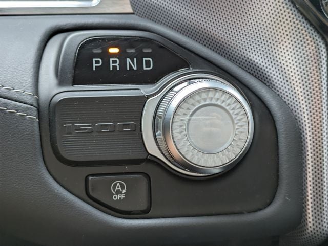 2022 RAM 1500 Limited Crew Cab 4x2 5'7' Box
