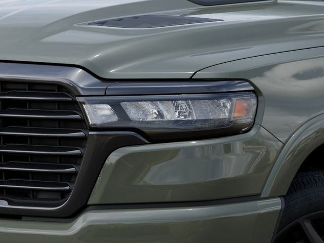 2026 RAM Ram 1500 RAM 1500 LARAMIE CREW CAB 4X2 5'7' BOX