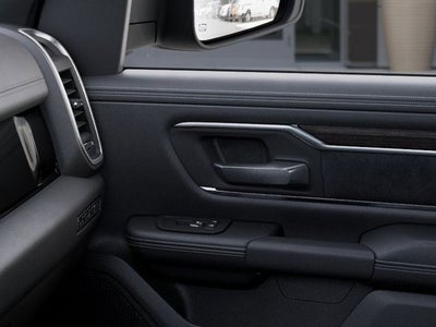 2026 RAM Ram 1500 RAM 1500 LARAMIE CREW CAB 4X2 5'7' BOX