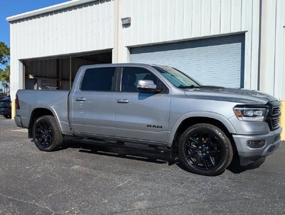 2020 RAM 1500 Laramie Crew Cab 4x2 5'7' Box