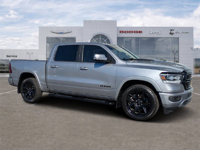 2020 RAM 1500 Laramie Crew Cab 4x2 5'7' Box