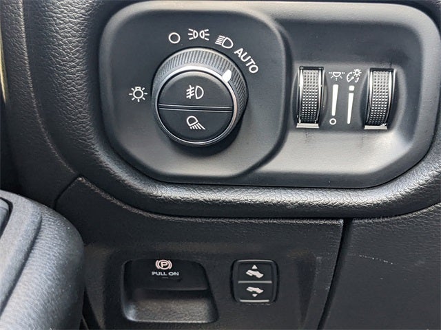 2025 RAM 1500 Big Horn Crew Cab 4x2 6'4' Box